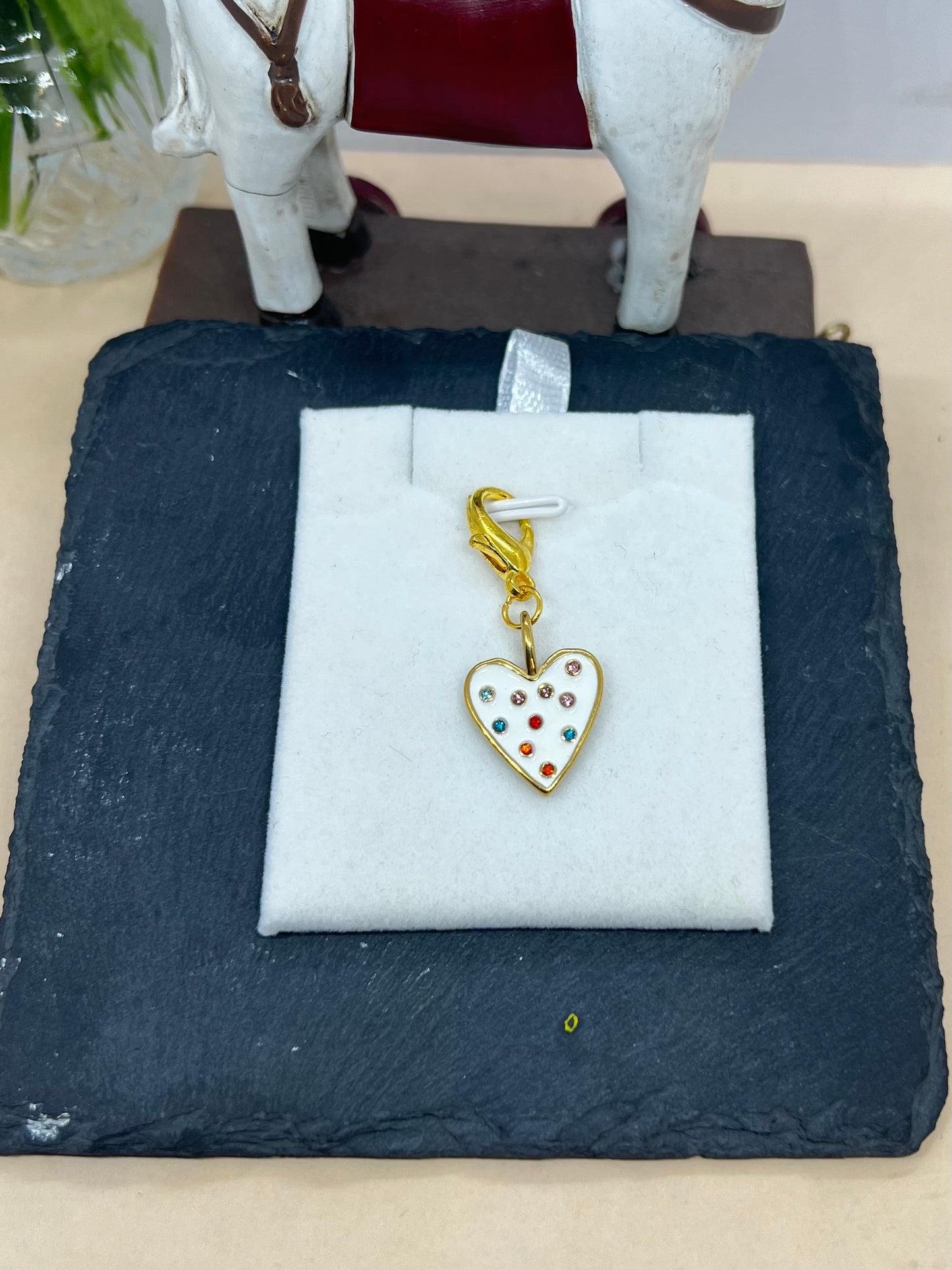 White Heart -Charm Holder