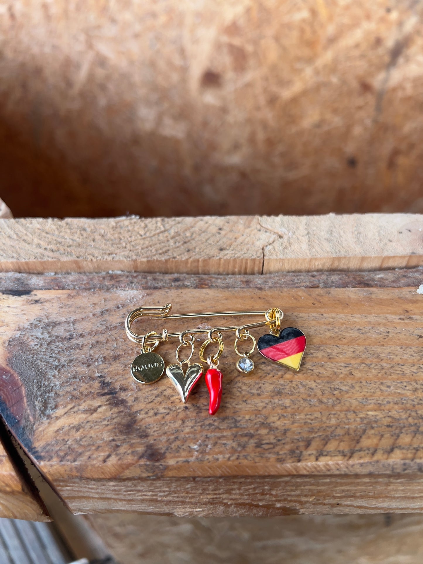 Equi Charm - Showday Lucky