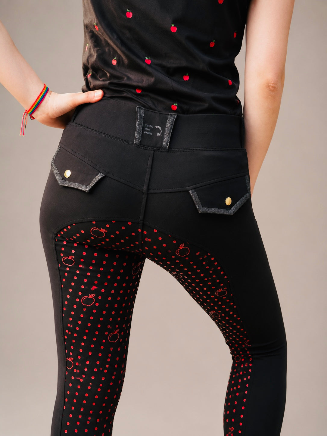 Equus Pomme - Black