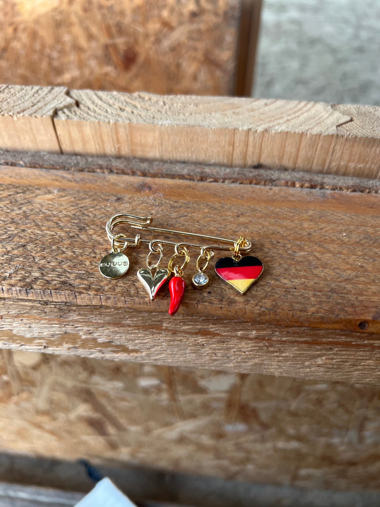 Equi Charm - Showday Lucky