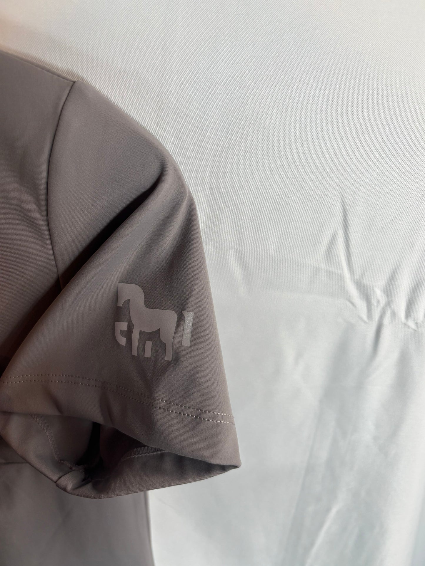 Stella Blanc Show Shirt - Royal Line