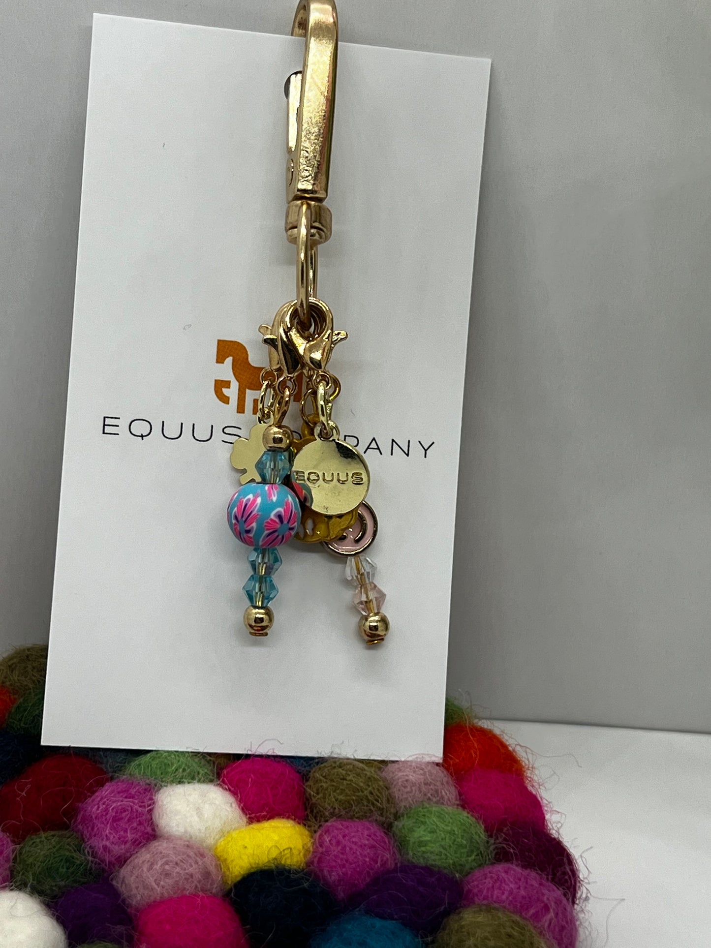 Spark of Luck (5 x charms bonnet)