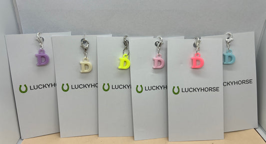 Collection Letters by Lucky Horse - D