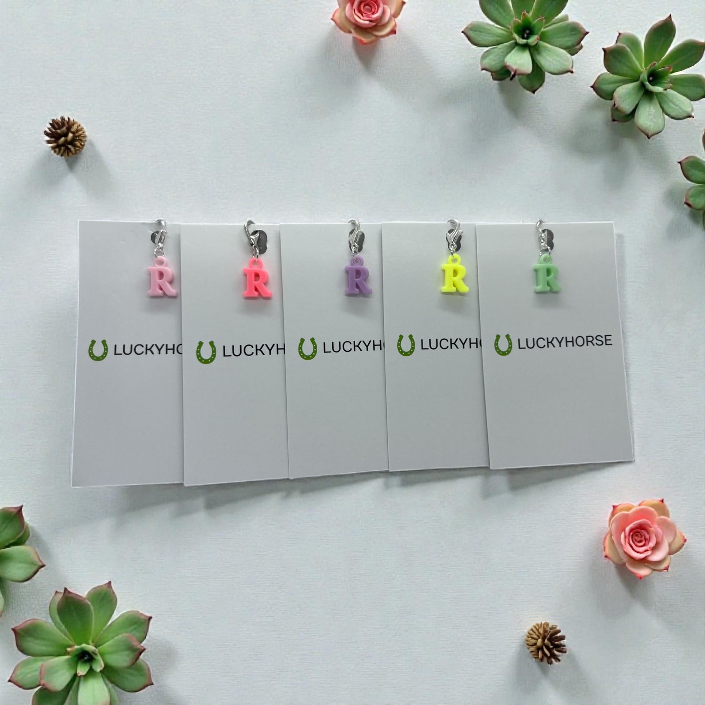 Collection Letters by Lucky Horse - R