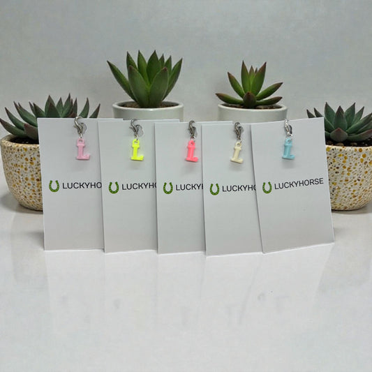 Collection Letters by Lucky Horse - L